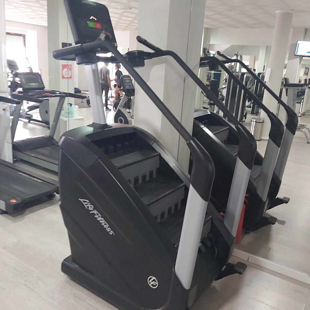 ESCALERA LIFE FITNESS 95P POWERMILL